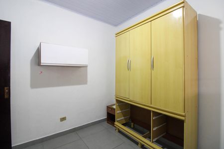 Casa para alugar com 100m², 3 quartos e 1 vaga Casa para alugar com 100m², 3 quartos e 1 vagaQuarto 1