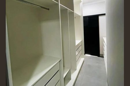 Casa para alugar com 180m², 3 quartos e 3 vagas