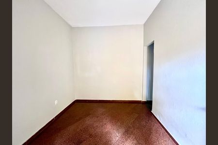 Casa para alugar com 150m², 2 quartos e 1 vaga Casa para alugar com 150m², 2 quartos e 1 vagaSala