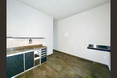 Casa para alugar com 150m², 2 quartos e 1 vaga Casa para alugar com 150m², 2 quartos e 1 vagaCozinha