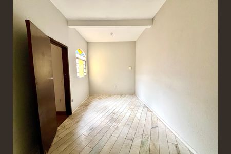 Casa para alugar com 150m², 2 quartos e 1 vaga Casa para alugar com 150m², 2 quartos e 1 vagaQuarto 1