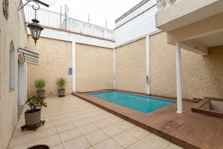 Casa à venda com 260m², 3 quartos e 2 vagas
