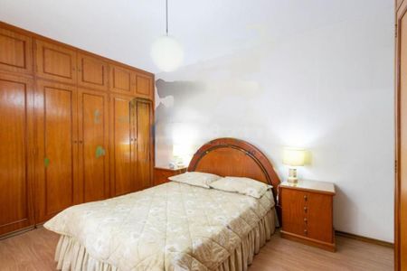 Casa à venda com 260m², 3 quartos e 2 vagas