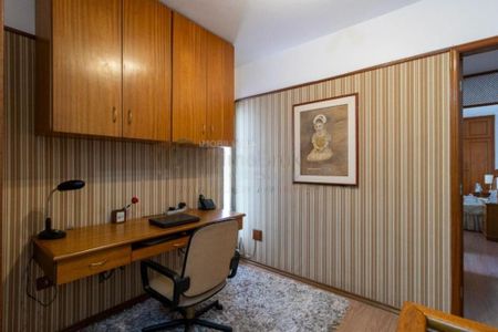 Casa à venda com 260m², 3 quartos e 2 vagas