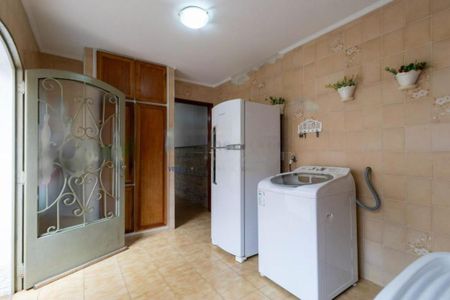 Casa à venda com 260m², 3 quartos e 2 vagas