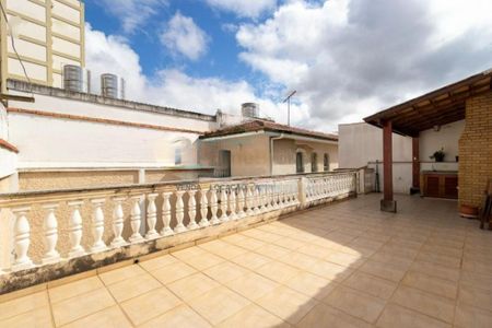 Casa à venda com 260m², 3 quartos e 2 vagas