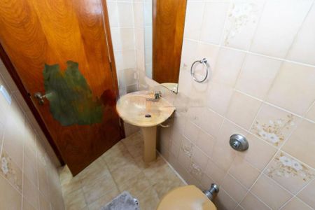Casa à venda com 260m², 3 quartos e 2 vagas