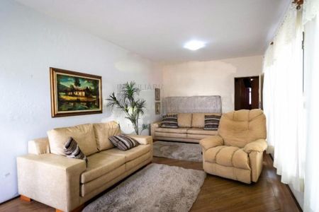 Casa à venda com 3 quartos, 260m² em Mirandópolis, São Paulo