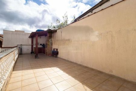 Casa à venda com 260m², 3 quartos e 2 vagas