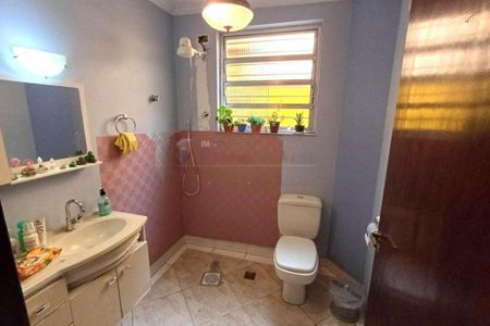 Casa à venda com 198m², 3 quartos e 2 vagas