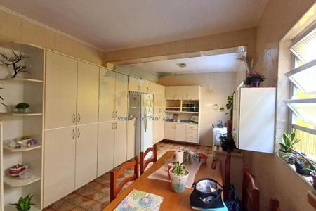 Casa à venda com 198m², 3 quartos e 2 vagas