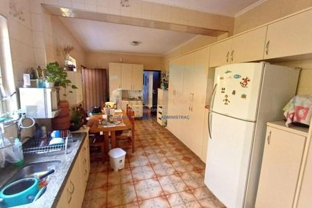Casa à venda com 198m², 3 quartos e 2 vagas