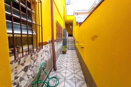 Casa à venda com 198m², 3 quartos e 2 vagas