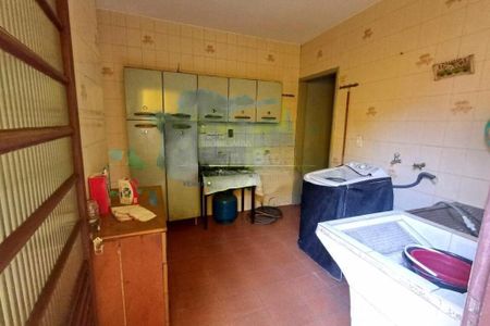 Casa à venda com 198m², 3 quartos e 2 vagas