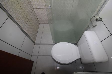 Banheiro de apartamento para alugar com 1 quarto, 38m² em Parque Monteiro Soares, São Paulo