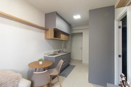 Studio para alugar com 35m², 1 quarto e 1 vaga Studio para alugar com 35m², 1 quarto e 1 vagaSala/Cozinha