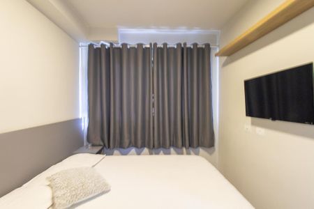 Quarto Suite de kitnet/studio para alugar com 1 quarto, 35m² em Água Verde, Curitiba