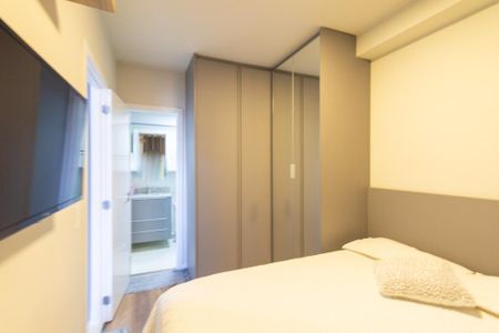 Quarto Suite de kitnet/studio para alugar com 1 quarto, 35m² em Água Verde, Curitiba