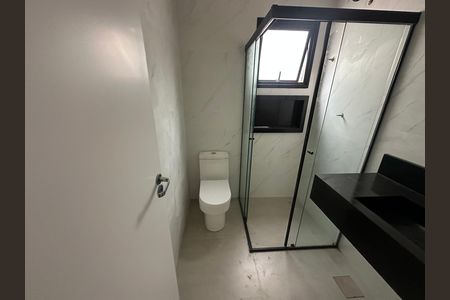 Casa de condomínio à venda com 130m², 3 quartos e 2 vagas Casa de condomínio à venda com 130m², 3 quartos e 2 vagasBanheiro