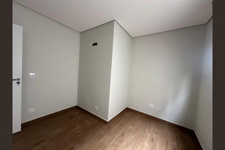 Casa de condomínio à venda com 130m², 3 quartos e 2 vagas Casa de condomínio à venda com 130m², 3 quartos e 2 vagasQuarto 1
