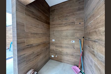 Casa de condomínio à venda com 130m², 3 quartos e 2 vagas Casa de condomínio à venda com 130m², 3 quartos e 2 vagasÁrea de Serviço