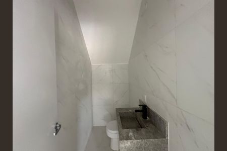 Casa de condomínio à venda com 130m², 3 quartos e 2 vagas Casa de condomínio à venda com 130m², 3 quartos e 2 vagasLavabo