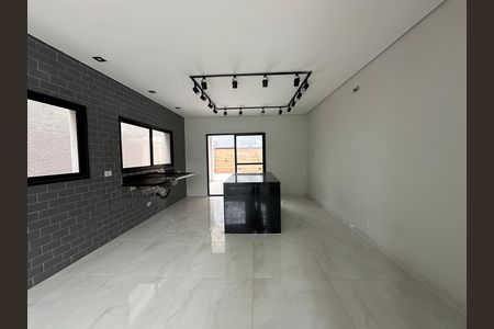 Casa de condomínio à venda com 130m², 3 quartos e 2 vagas Casa de condomínio à venda com 130m², 3 quartos e 2 vagasCozinha