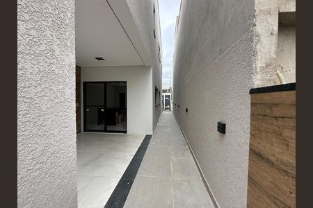 Casa de condomínio à venda com 130m², 3 quartos e 2 vagas Casa de condomínio à venda com 130m², 3 quartos e 2 vagasQuintal