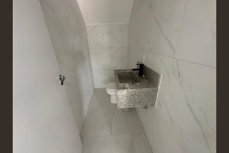 Casa de condomínio à venda com 130m², 3 quartos e 2 vagas Casa de condomínio à venda com 130m², 3 quartos e 2 vagasLavabo