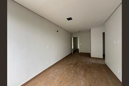 Casa de condomínio à venda com 130m², 3 quartos e 2 vagas Casa de condomínio à venda com 130m², 3 quartos e 2 vagasSuíte