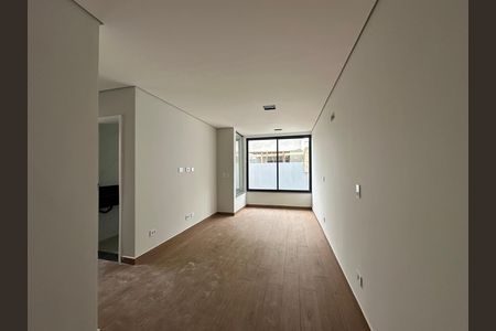 Casa de condomínio à venda com 130m², 3 quartos e 2 vagas Casa de condomínio à venda com 130m², 3 quartos e 2 vagasSuíte