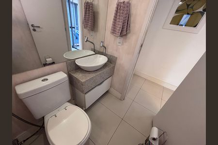 Apartamento para alugar com 174m², 3 quartos e 2 vagas Apartamento para alugar com 174m², 3 quartos e 2 vagasLavabo