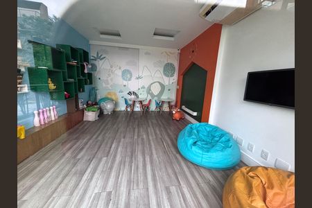 Apartamento para alugar com 174m², 3 quartos e 2 vagas Apartamento para alugar com 174m², 3 quartos e 2 vagasÁrea comum