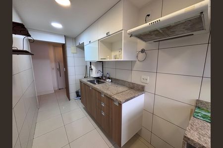 Apartamento para alugar com 174m², 3 quartos e 2 vagas Apartamento para alugar com 174m², 3 quartos e 2 vagasCozinha