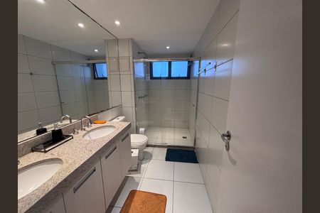 Apartamento para alugar com 174m², 3 quartos e 2 vagas Apartamento para alugar com 174m², 3 quartos e 2 vagasBanheiro do Quarto 3