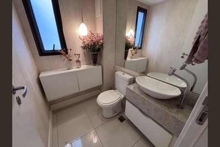 Apartamento para alugar com 174m², 3 quartos e 2 vagas Apartamento para alugar com 174m², 3 quartos e 2 vagasLavabo