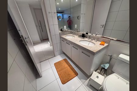 Apartamento para alugar com 174m², 3 quartos e 2 vagas Apartamento para alugar com 174m², 3 quartos e 2 vagasBanheiro do Quarto 3