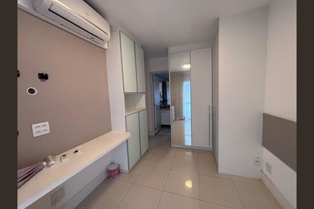 Apartamento para alugar com 174m², 3 quartos e 2 vagas Apartamento para alugar com 174m², 3 quartos e 2 vagasQuarto 1