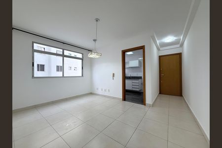 Sala de apartamento para alugar com 2 quartos, 65m² em Manacás, Belo Horizonte