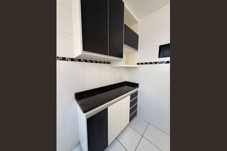 Apartamento para alugar com 48m², 2 quartos e 1 vaga Apartamento para alugar com 48m², 2 quartos e 1 vagaCozinha