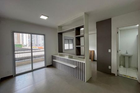 Sala/Cozinha de apartamento para alugar com 1 quarto, 33m² em Vila Nair, São Paulo