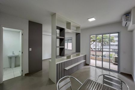 Sala de apartamento para alugar com 1 quarto, 33m² em Vila Nair, São Paulo