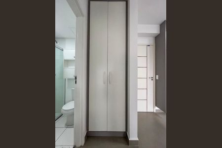 Apartamento para alugar com 33m², 1 quarto e sem vagaQuarto - Armários