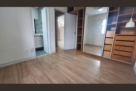 Quarto de apartamento para alugar com 2 quartos, 72m² em Vila Valenca, São Vicente