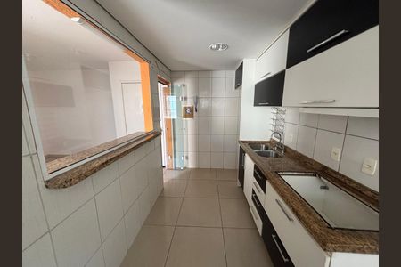Apartamento à venda com 60m², 2 quartos e 1 vaga Apartamento à venda com 60m², 2 quartos e 1 vagaCozinha