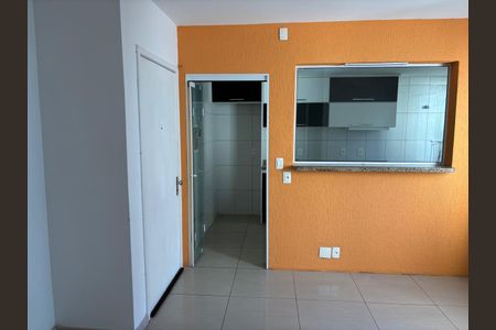 Sala de apartamento à venda com 2 quartos, 60m² em Morro Santana, Porto Alegre