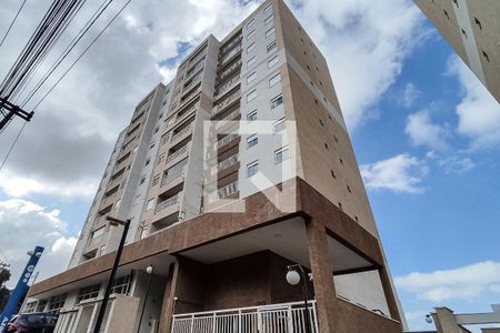 Apartamento para alugar com 45m², 2 quartos e 1 vaga Apartamento para alugar com 45m², 2 quartos e 1 vagaFachada