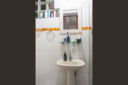 Casa de condomínio à venda com 367m², 4 quartos e 6 vagas