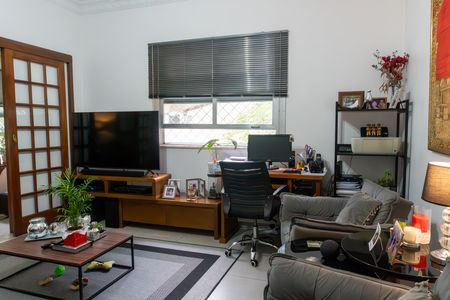 Casa de Condomínio à venda com 6 quartos, 367m² em Grajaú, Rio de Janeiro