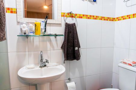 Casa de condomínio à venda com 367m², 4 quartos e 6 vagas